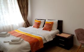 Janine Studio Brasov